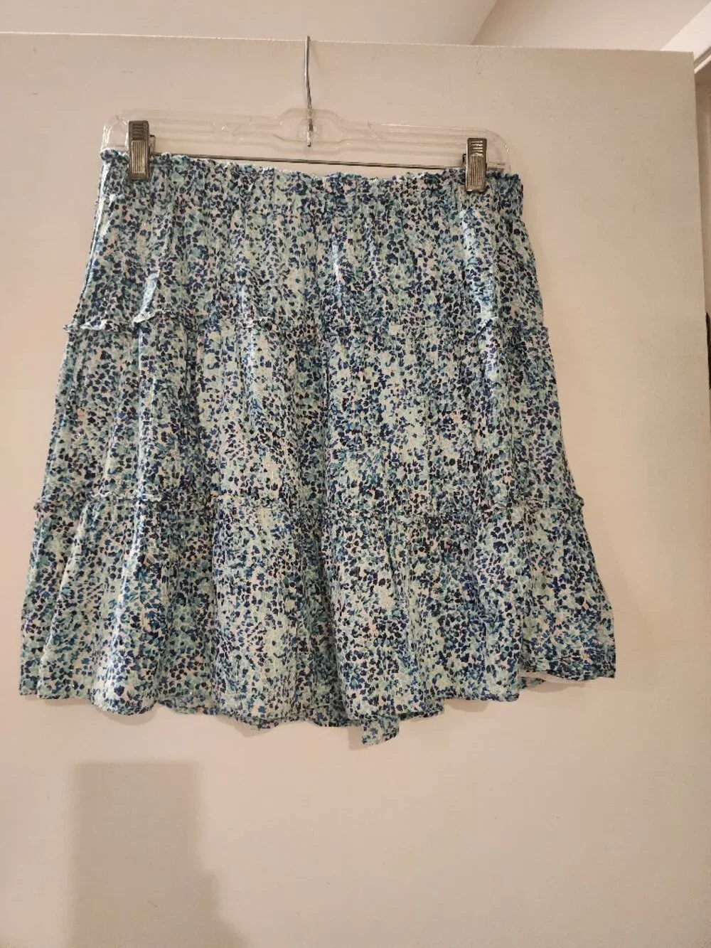 LOFT Floral tiered mini skirt, size small